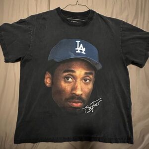 Kobe Bryant Big Head Face Dodgers Signature Vintage style tshirt.